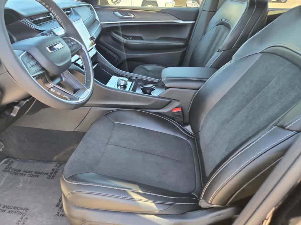 Thumbnail: 2026 Jeep Grand Cherokee - 17