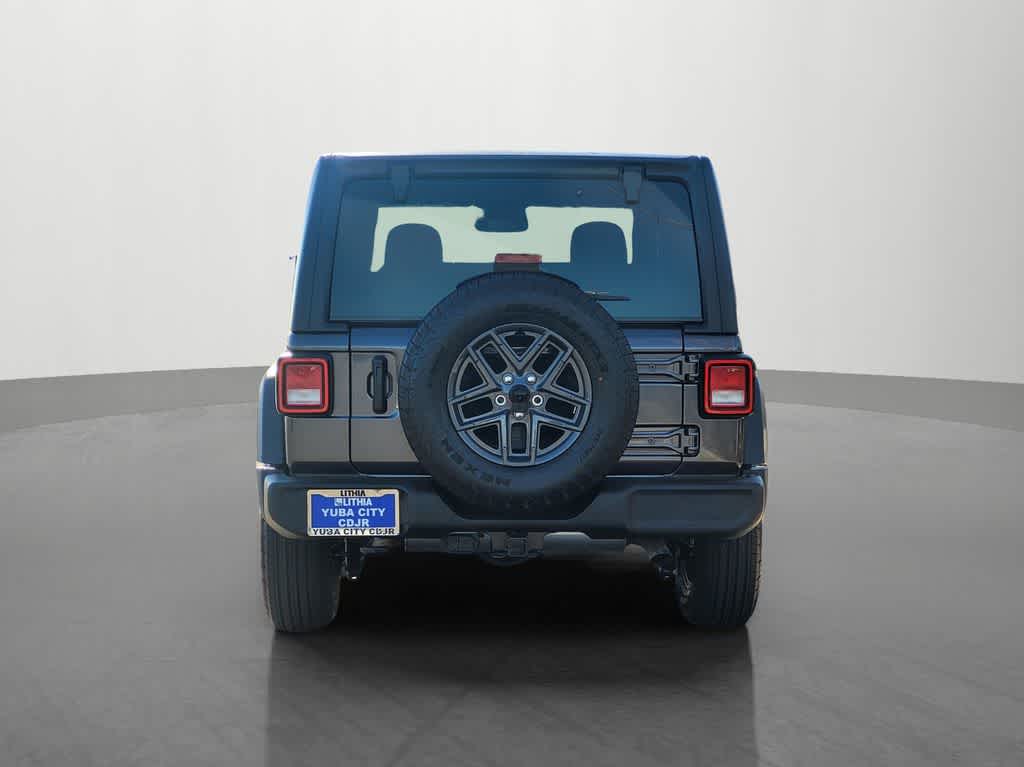 Thumbnail: 2026 Jeep Wrangler - 5