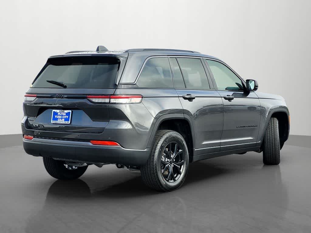 Thumbnail: 2026 Jeep Grand Cherokee - 6