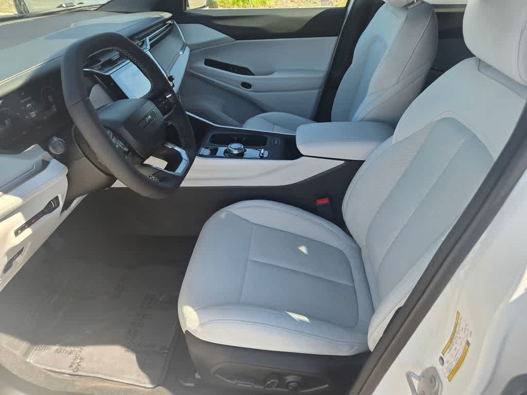 Thumbnail: 2026 Jeep Cherokee - 17