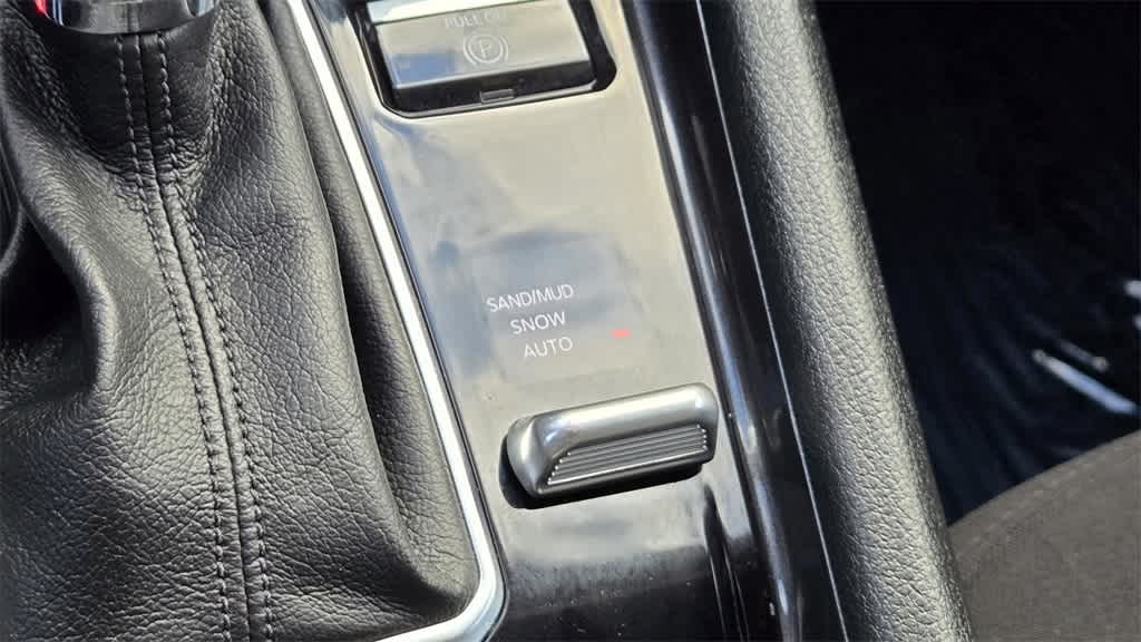 Thumbnail: 2025 Jeep Compass - 17