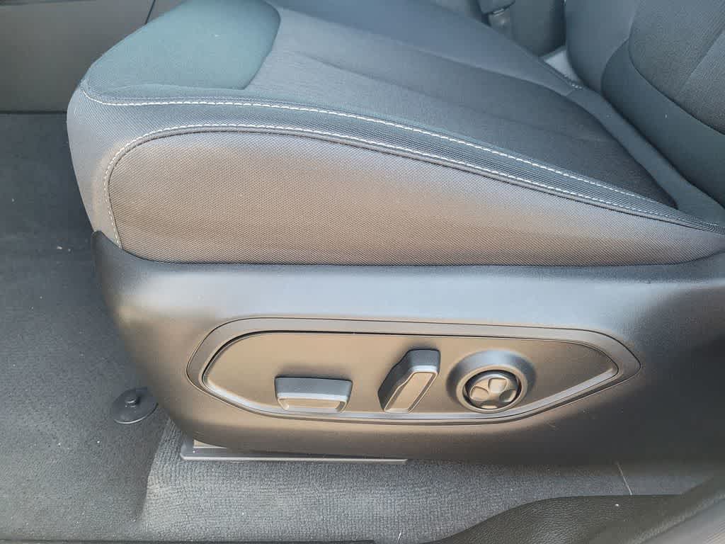 Thumbnail: 2025 Jeep Grand Cherokee - 10