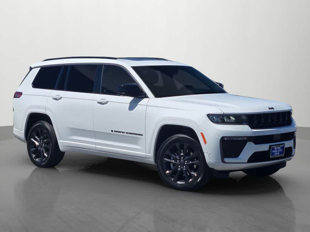 Thumbnail: 2026 Jeep Grand Cherokee - 8