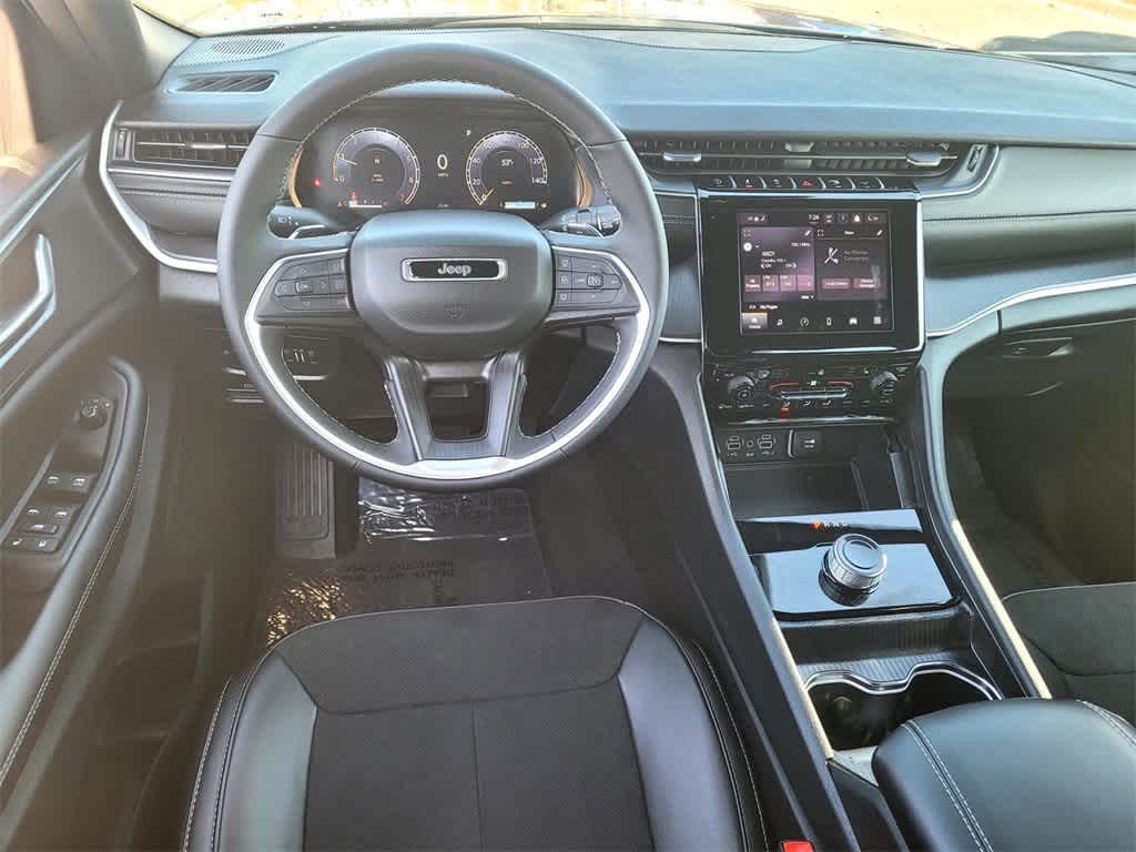 Thumbnail: 2025 Jeep Grand Cherokee - 13