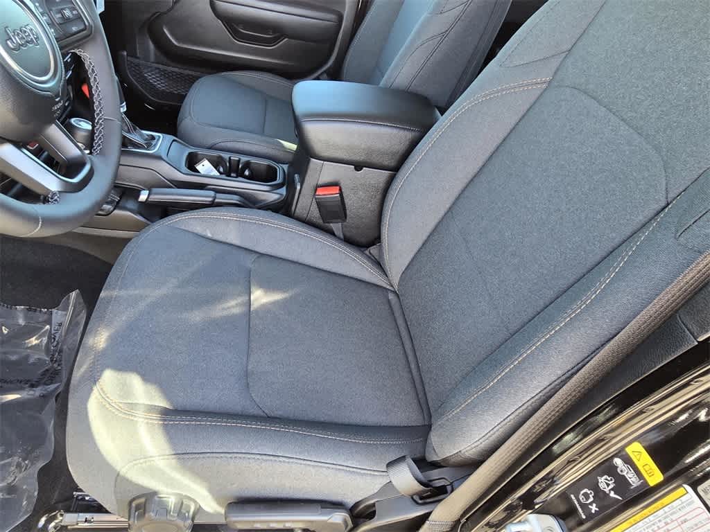 Thumbnail: 2026 Jeep Wrangler - 12