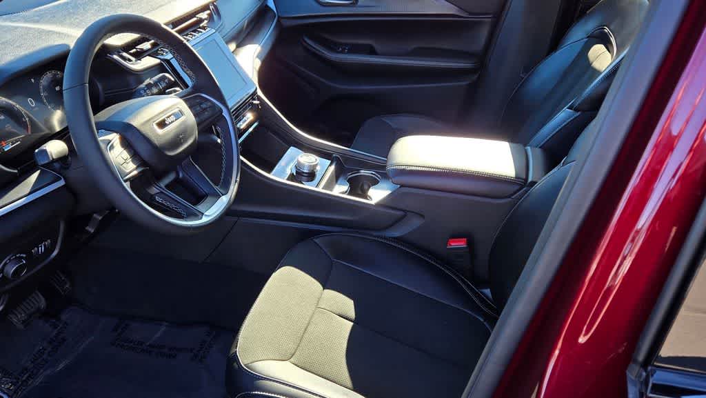 Thumbnail: 2025 Jeep Grand Cherokee - 15