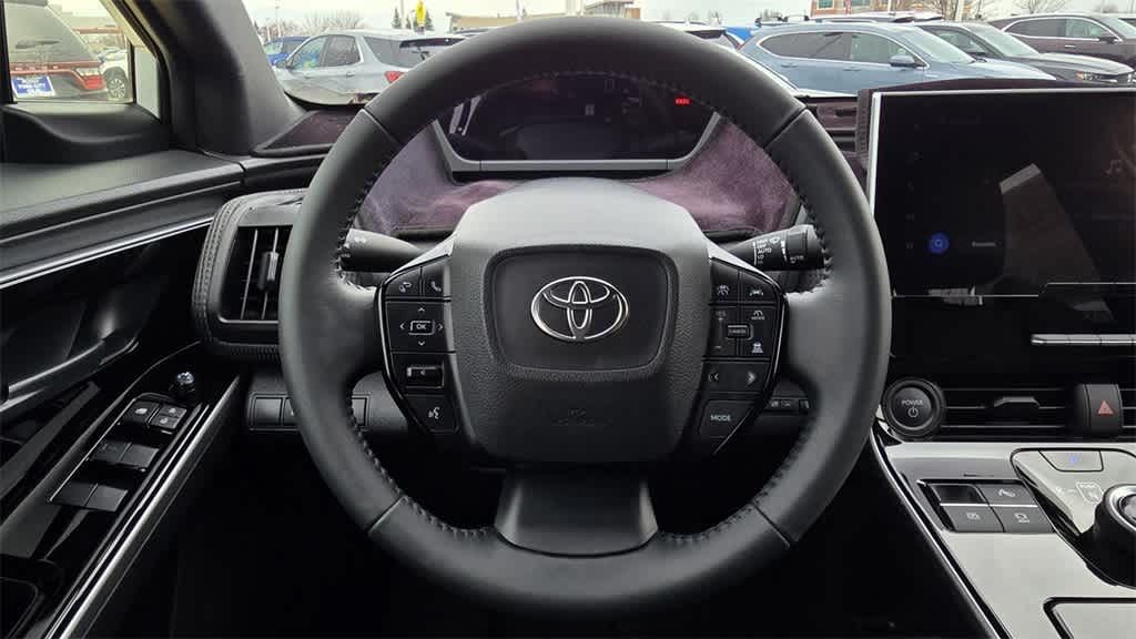 Thumbnail: 2025 Toyota bZ4X - 12