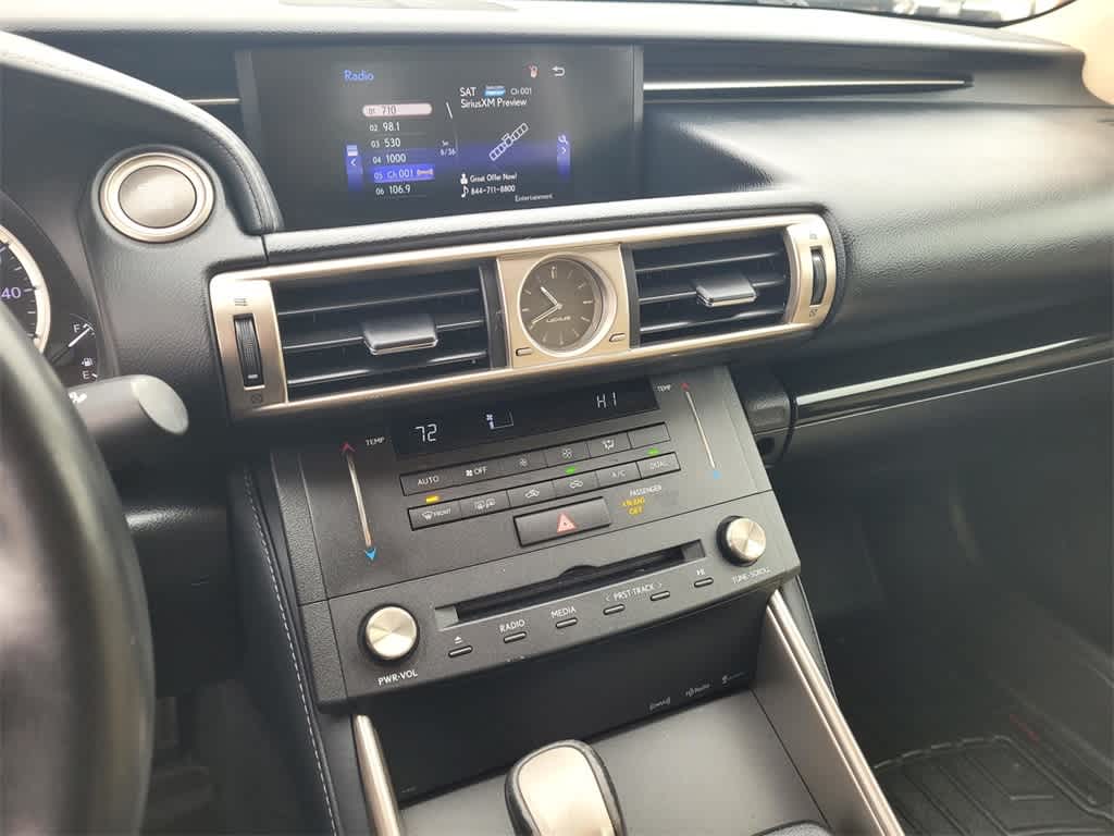 Thumbnail: 2015 Lexus IS - 18