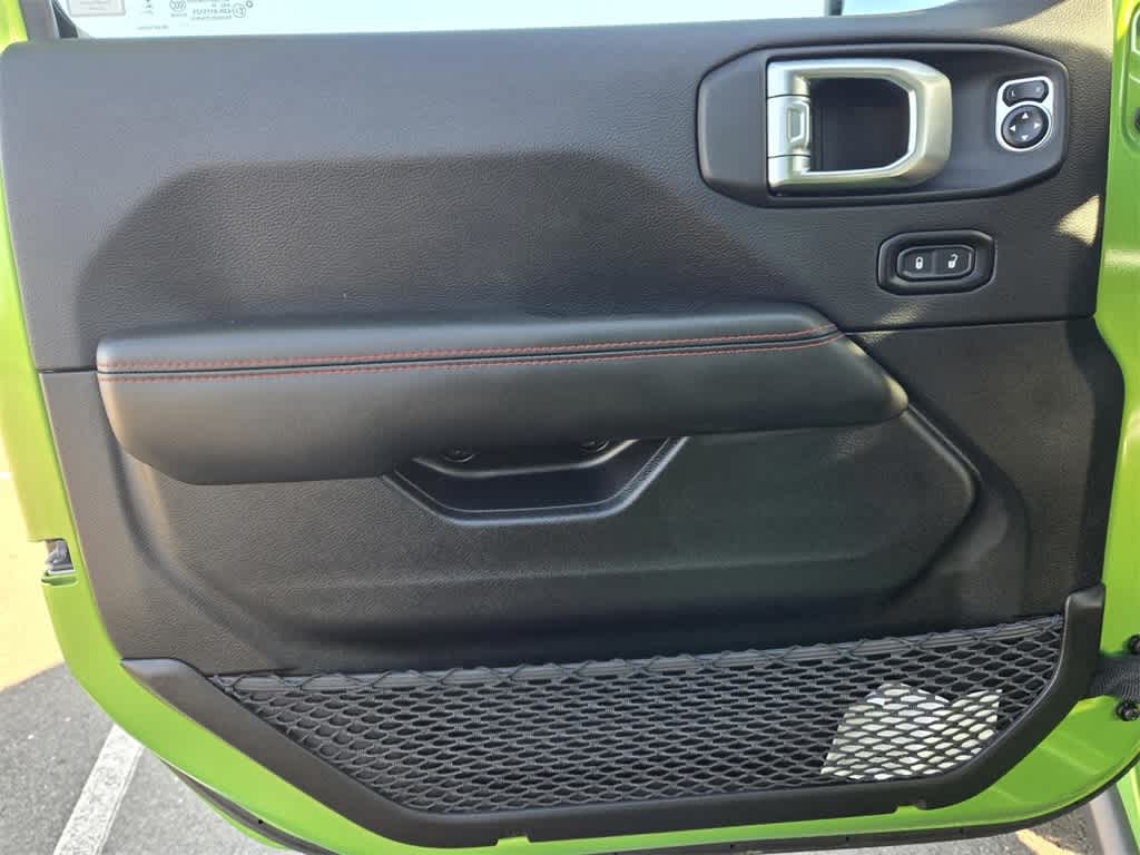 Thumbnail: 2025 Jeep Gladiator - 14