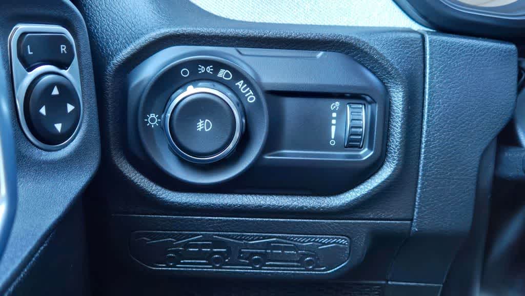 Thumbnail: 2026 Jeep Wrangler - 20