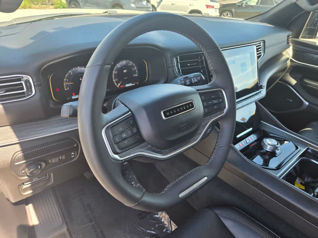 Thumbnail: 2024 Jeep Wagoneer - 11