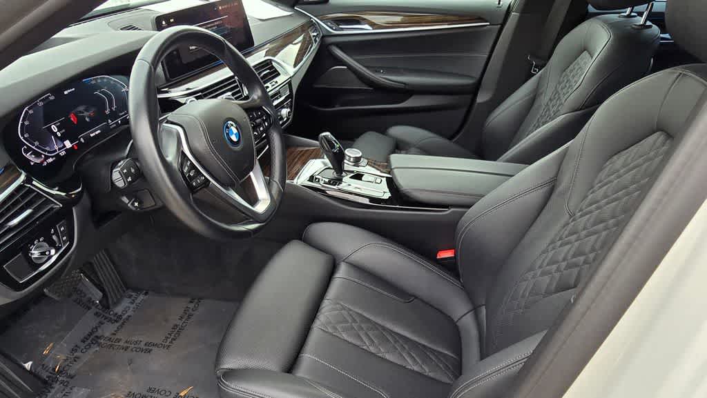 Thumbnail: 2022 BMW 5 Series - 15