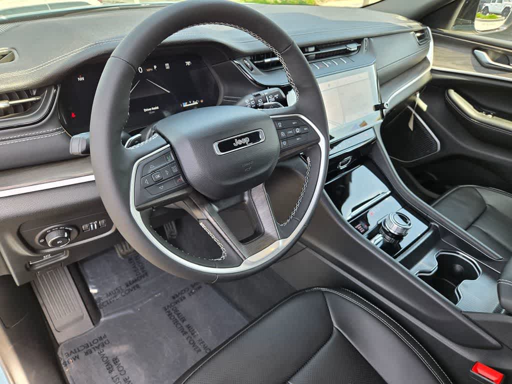 Thumbnail: 2026 Jeep Grand Cherokee - 10