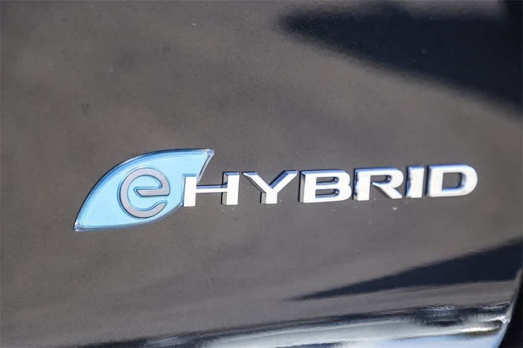 Thumbnail: 2023 Chrysler Pacifica - 11