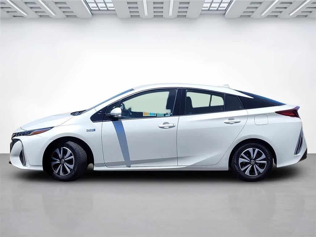 Thumbnail: 2018 Toyota Prius Prime - 3