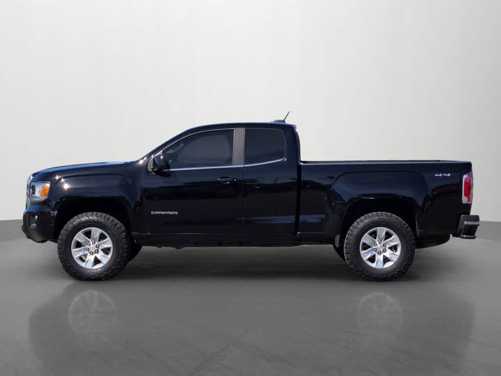 Thumbnail: 2018 GMC Canyon - 3