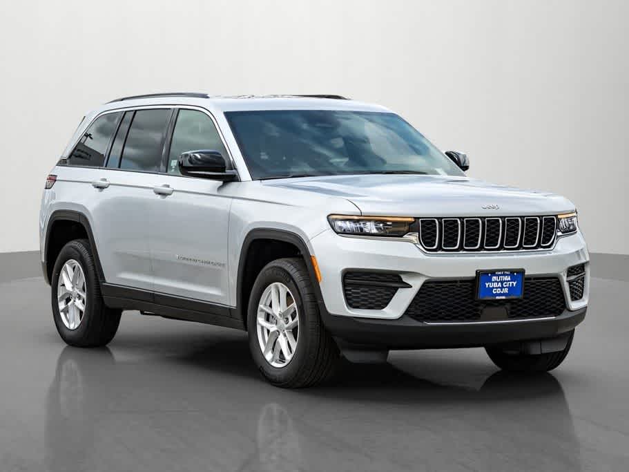Thumbnail: 2024 Jeep Grand Cherokee - 6