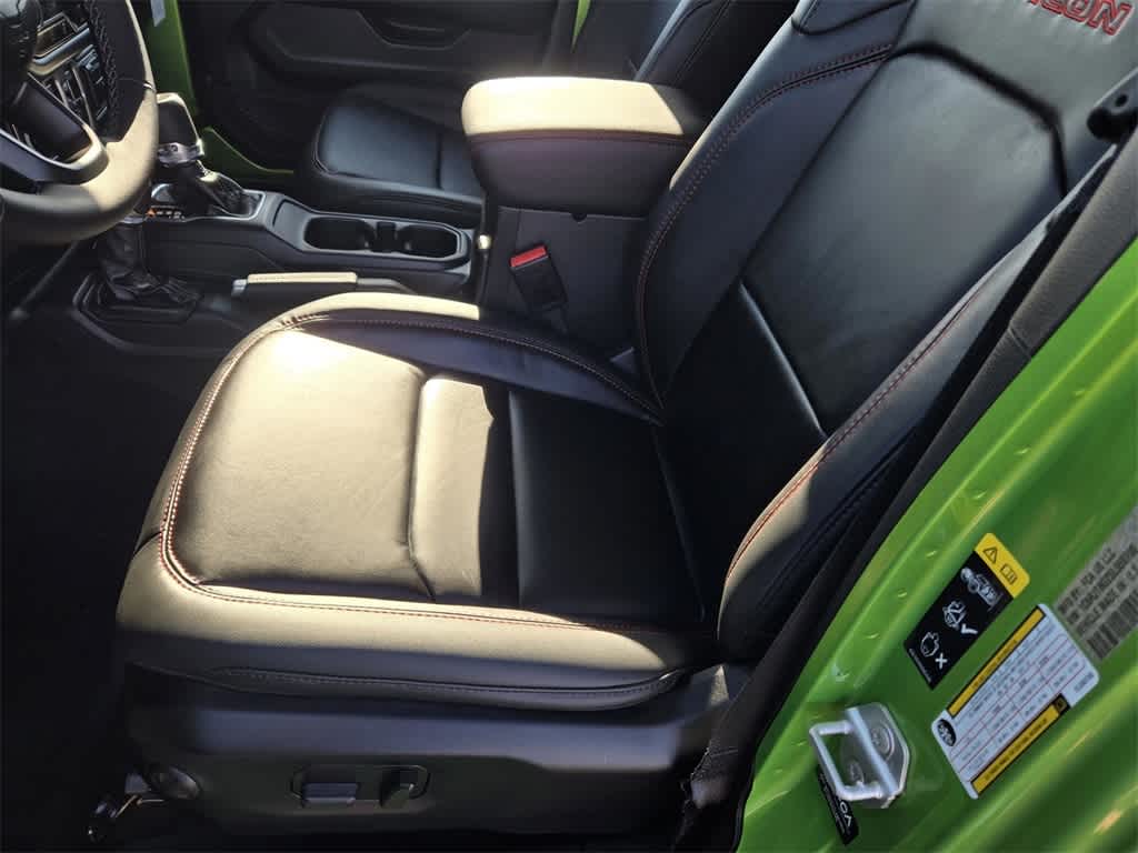 Thumbnail: 2025 Jeep Gladiator - 12