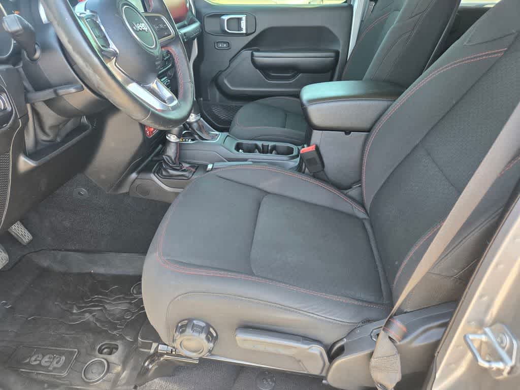 Thumbnail: 2019 Jeep Wrangler - 17