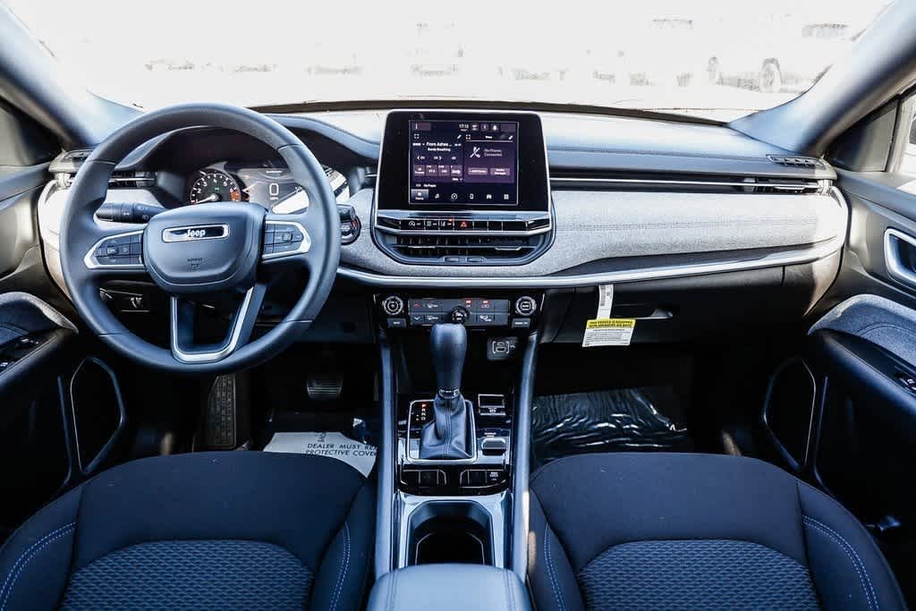 Thumbnail: 2025 Jeep Compass - 12