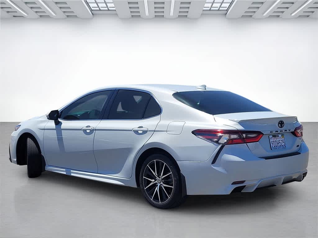 Thumbnail: 2023 Toyota Camry - 4
