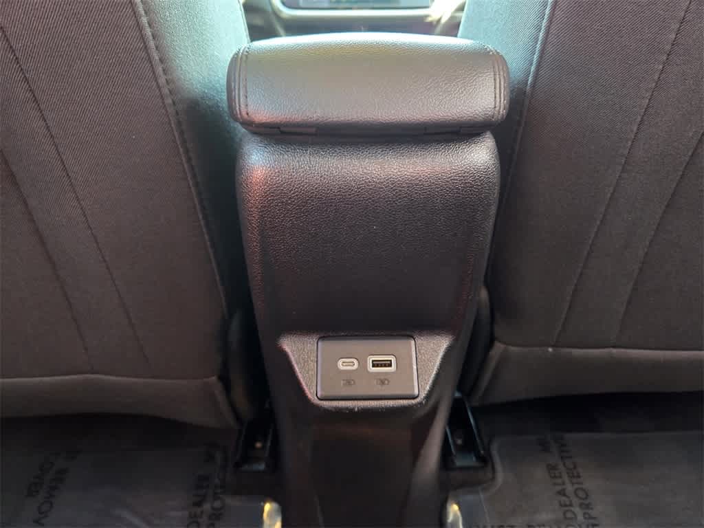 Thumbnail: 2022 Chevrolet Bolt EUV - 10