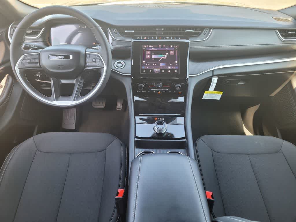 Thumbnail: 2025 Jeep Grand Cherokee - 8