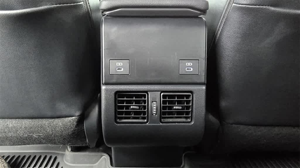 Thumbnail: 2025 Toyota bZ4X - 13