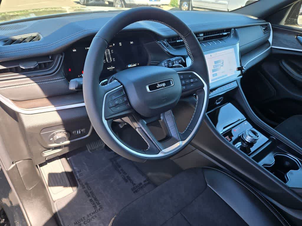 Thumbnail: 2026 Jeep Grand Cherokee - 10