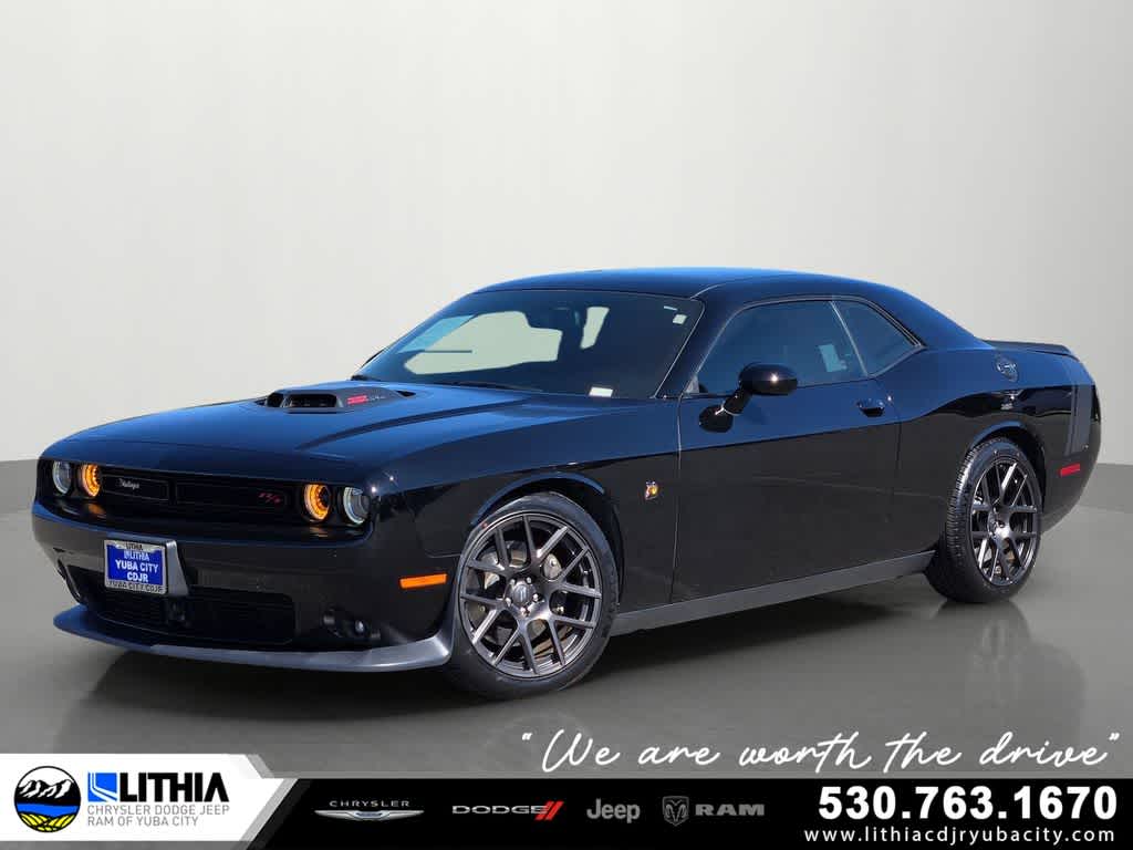 2017 Dodge Challenger 392 Scat Pack Shaker's photo