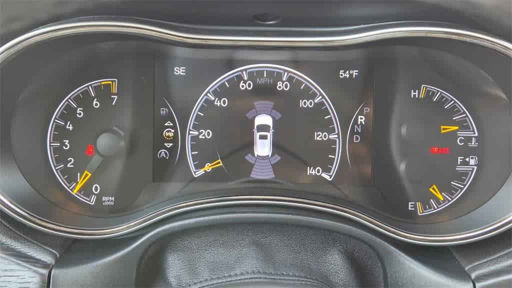 Thumbnail: 2021 Jeep Grand Cherokee - 21