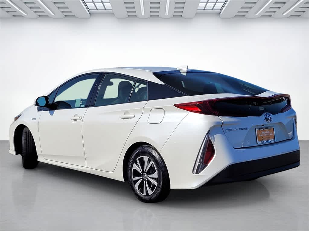 Thumbnail: 2018 Toyota Prius Prime - 4