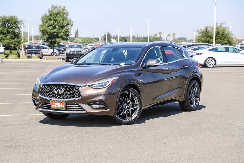 2017 INFINITI QX30 Premium -
                Yuba City, CA