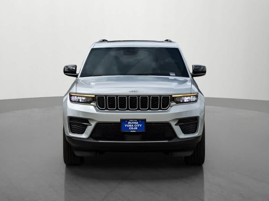 Thumbnail: 2024 Jeep Grand Cherokee - 7