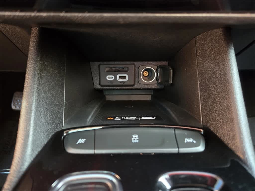 Thumbnail: 2022 Chevrolet Bolt EUV - 17