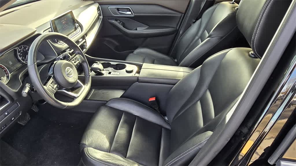 Thumbnail: 2021 Nissan Rogue - 15