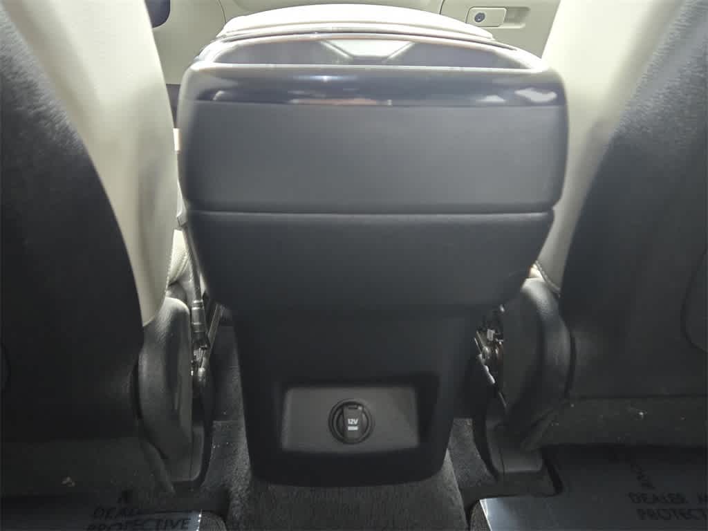 Thumbnail: 2022 Kia Telluride - 13