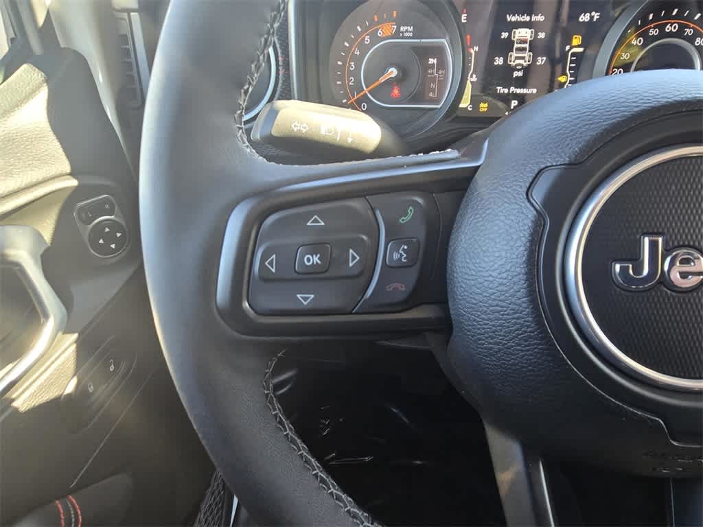 Thumbnail: 2026 Jeep Wrangler - 19