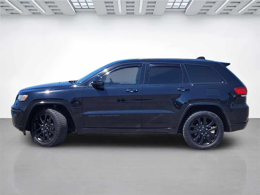 Thumbnail: 2019 Jeep Grand Cherokee - 3