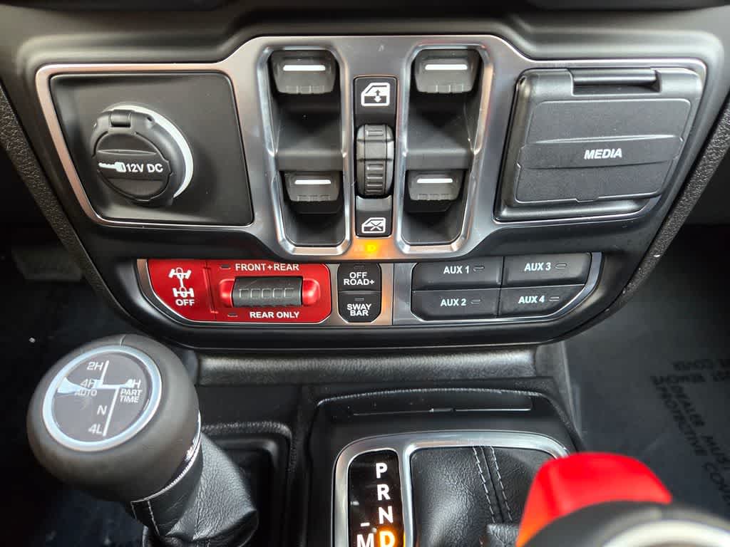 Thumbnail: 2026 Jeep Wrangler - 17