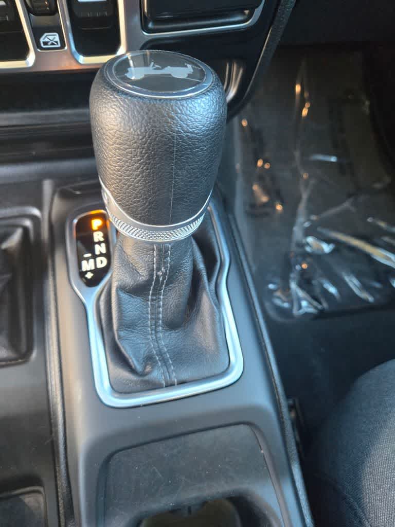 Thumbnail: 2024 Jeep Wrangler - 13