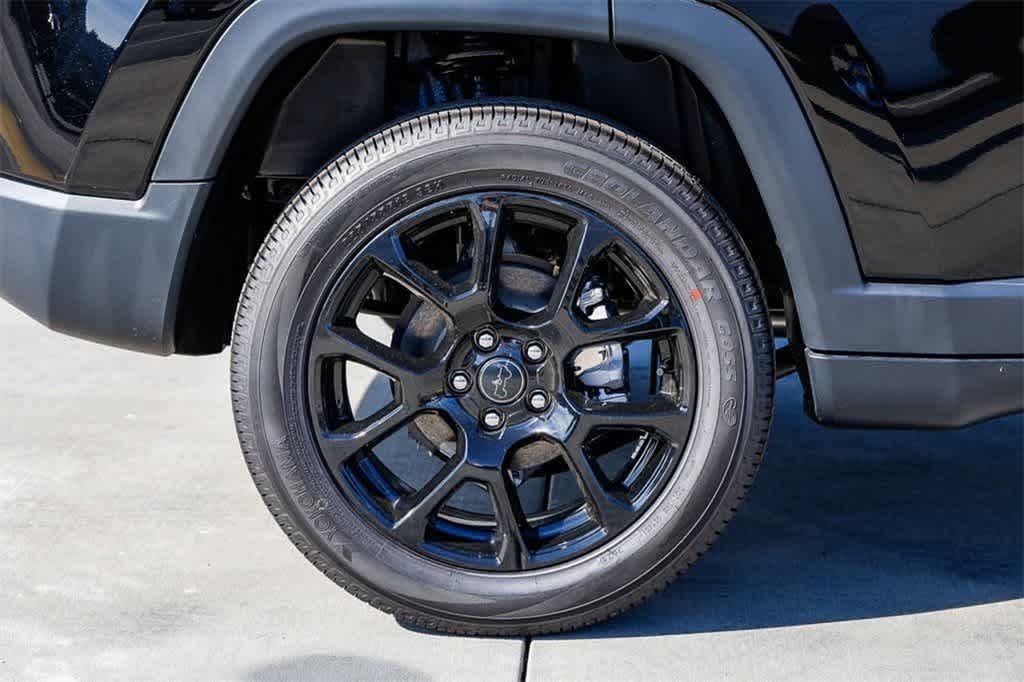 Thumbnail: 2025 Jeep Compass - 11