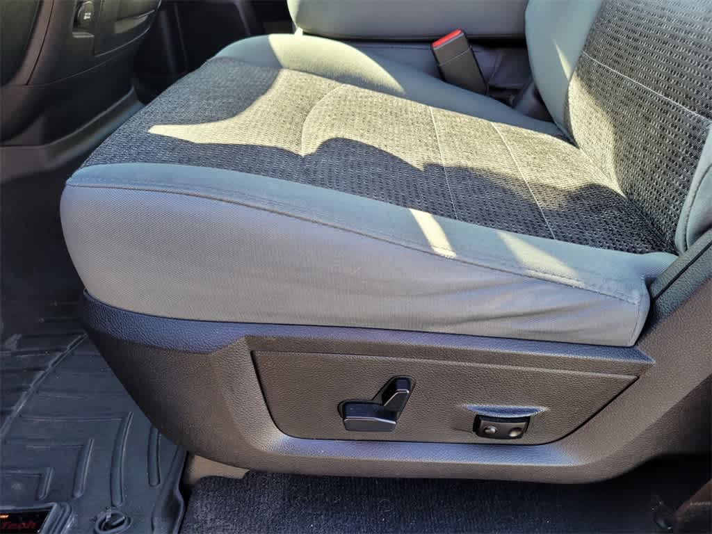 Thumbnail: 2016 RAM 1500 - 12
