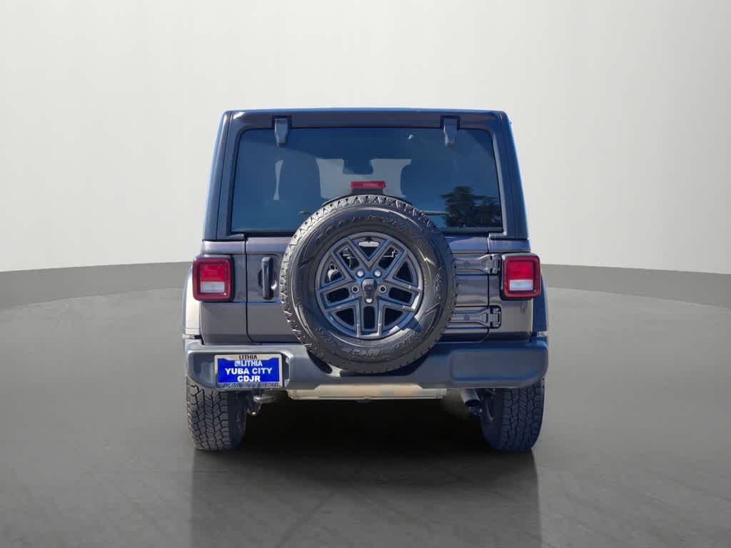 Thumbnail: 2024 Jeep Wrangler - 5