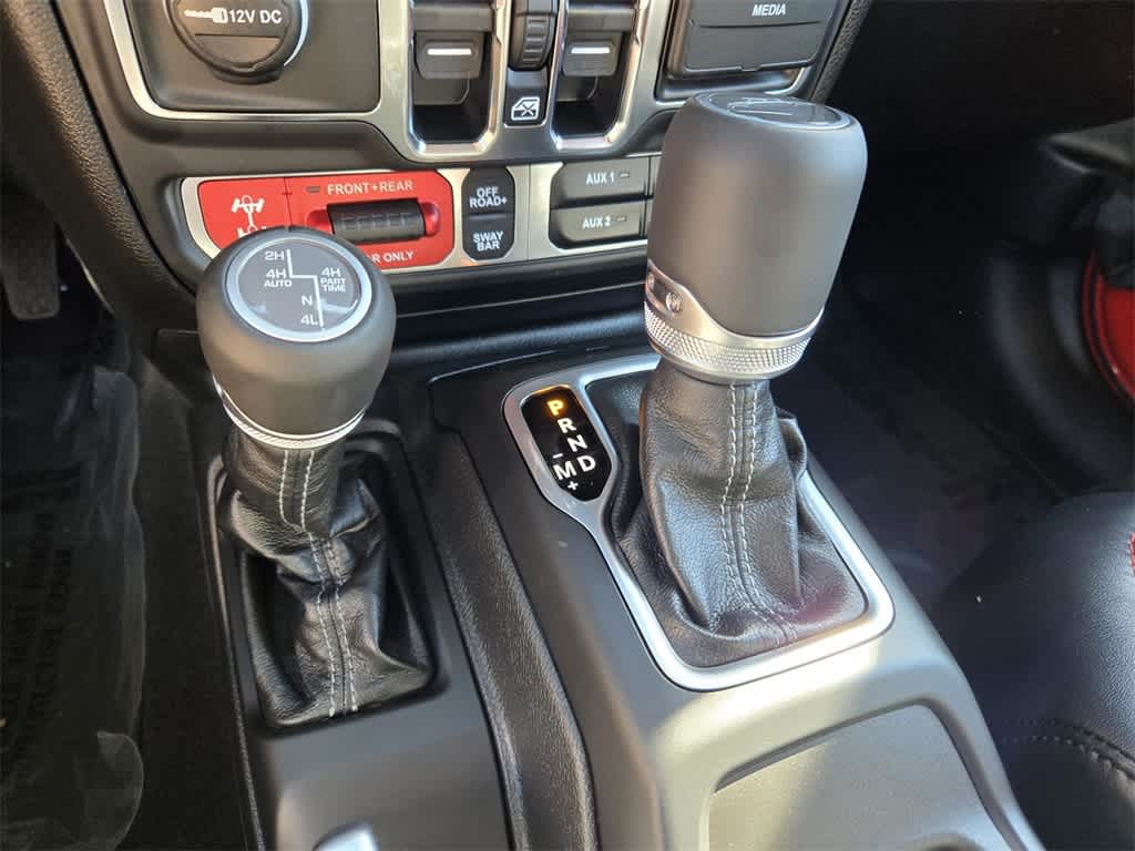 Thumbnail: 2025 Jeep Gladiator - 16