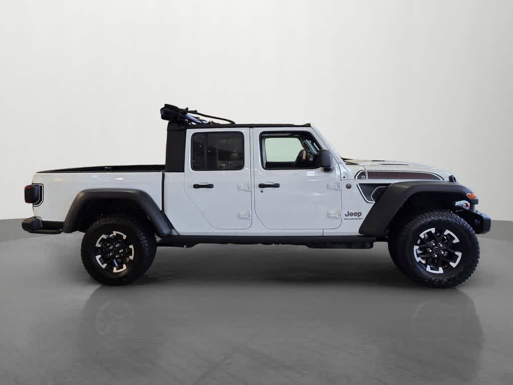Thumbnail: 2026 Jeep Gladiator - 7