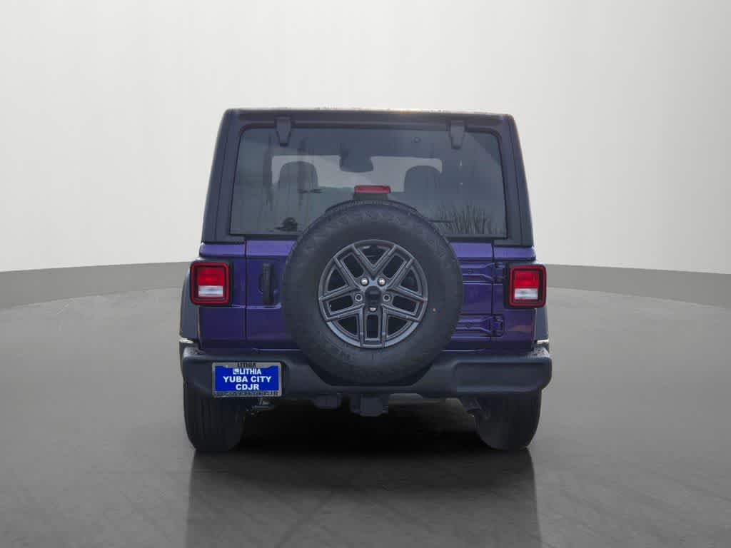 Thumbnail: 2026 Jeep Wrangler - 5