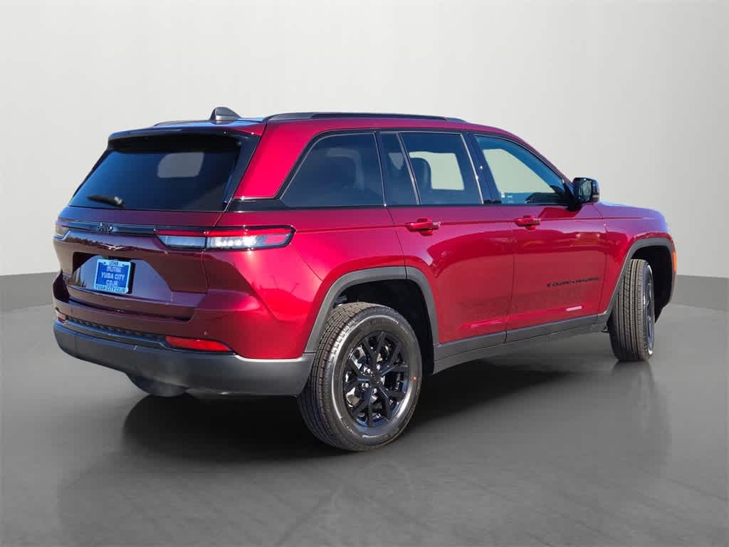 Thumbnail: 2025 Jeep Grand Cherokee - 6
