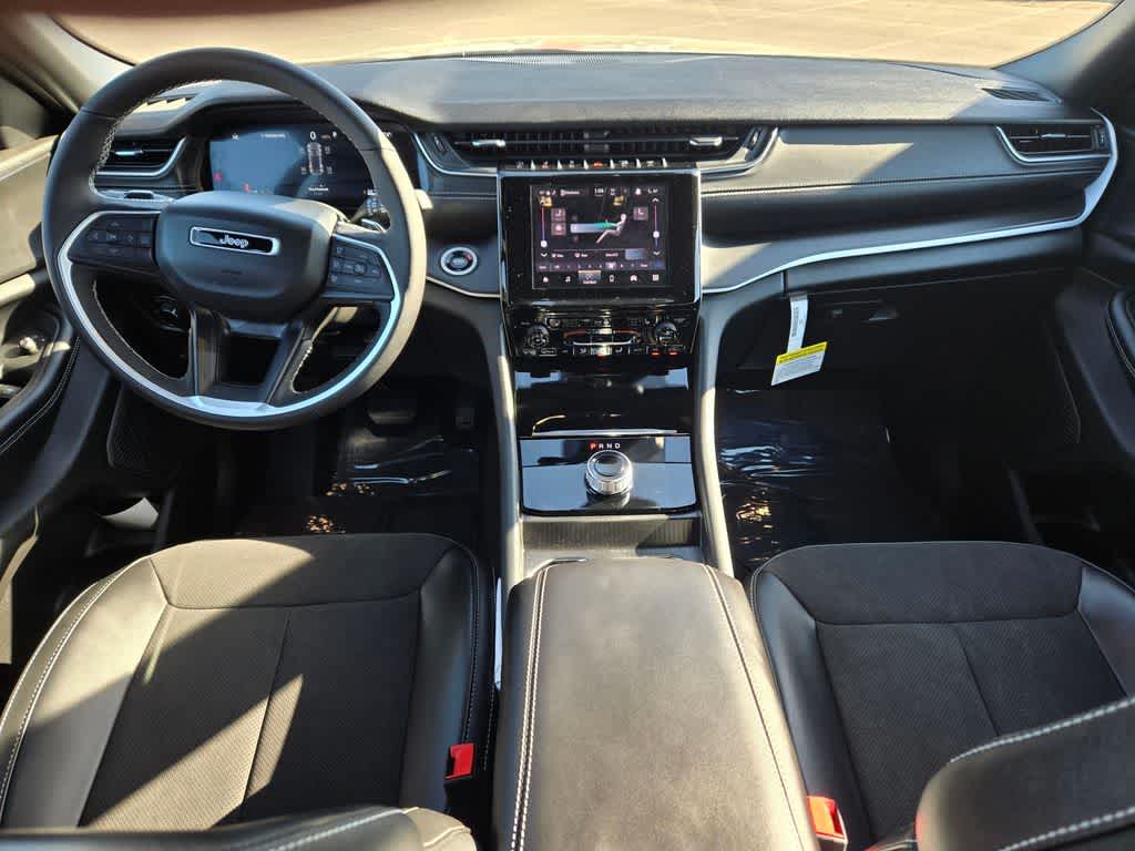 Thumbnail: 2025 Jeep Grand Cherokee - 11