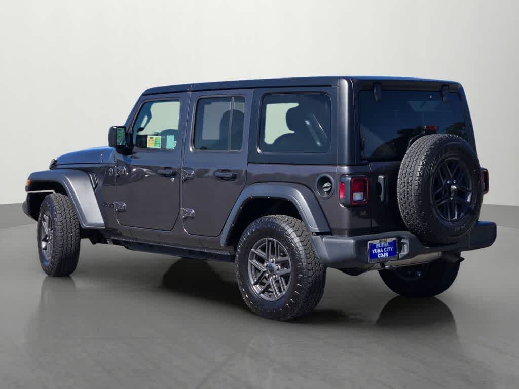 Thumbnail: 2024 Jeep Wrangler - 4